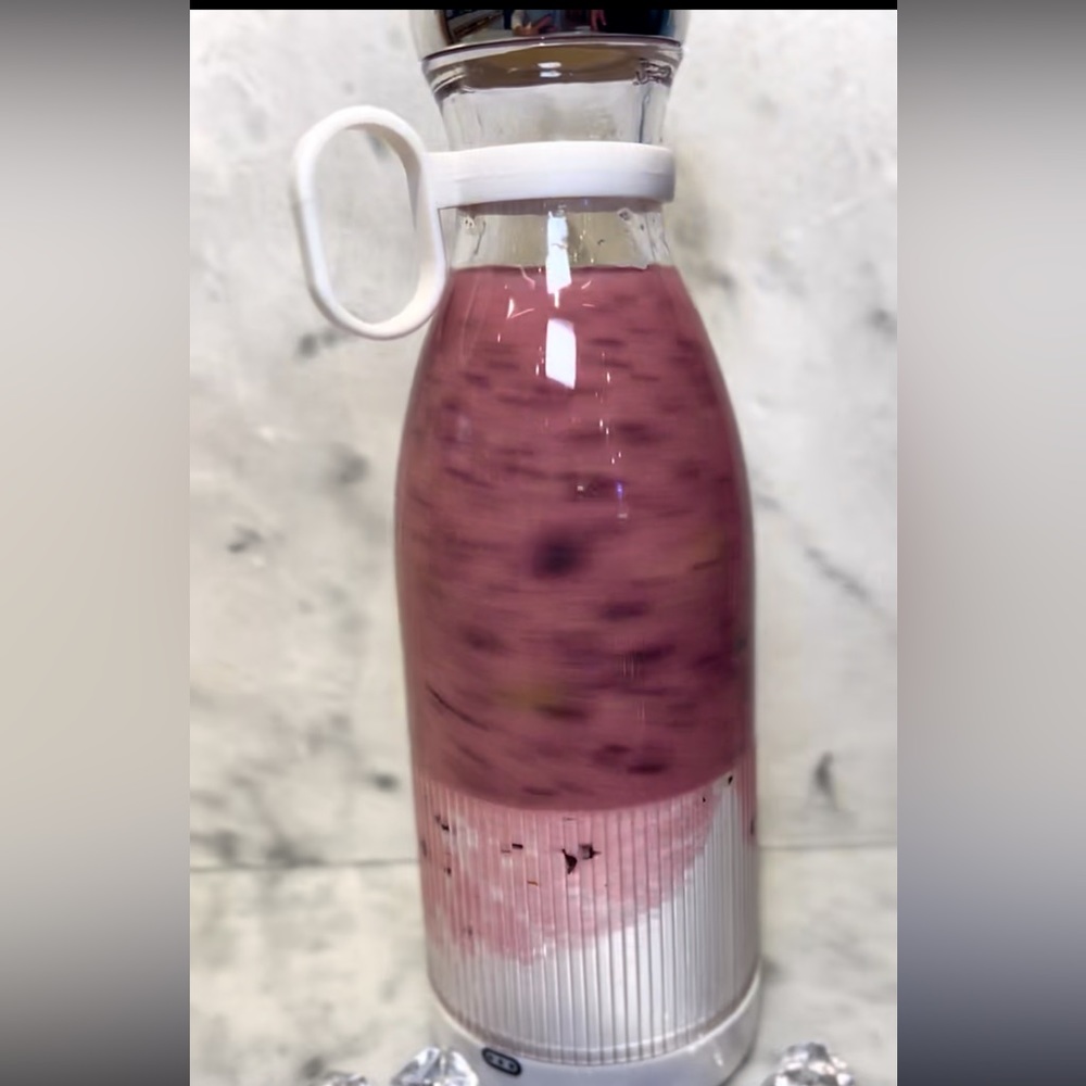 Portable Blender wireless convenient 40 second quick fresh blend